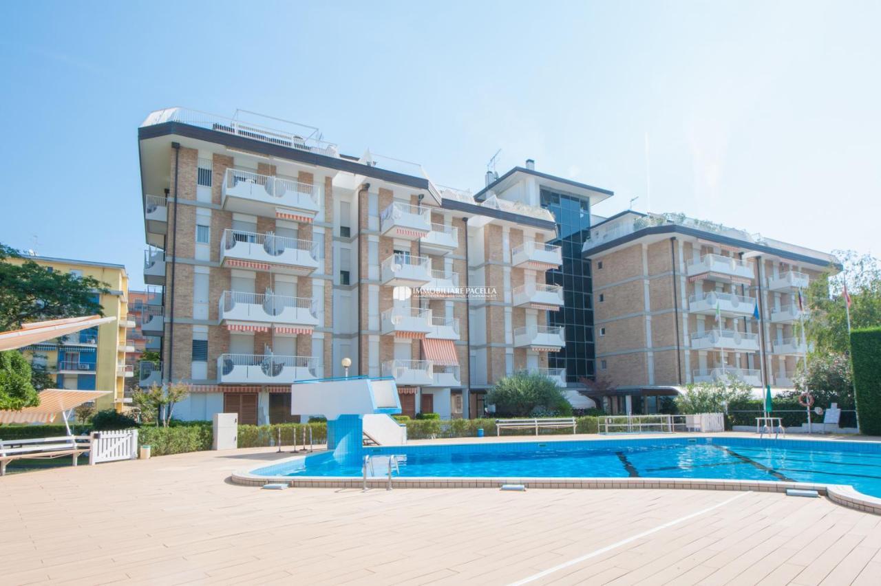 Residence Santa Fe Immobiliare Pacella ลิโดดิเยโซโล ภายนอก รูปภาพ