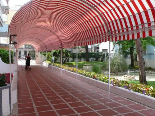Residence Santa Fe Immobiliare Pacella ลิโดดิเยโซโล ภายนอก รูปภาพ